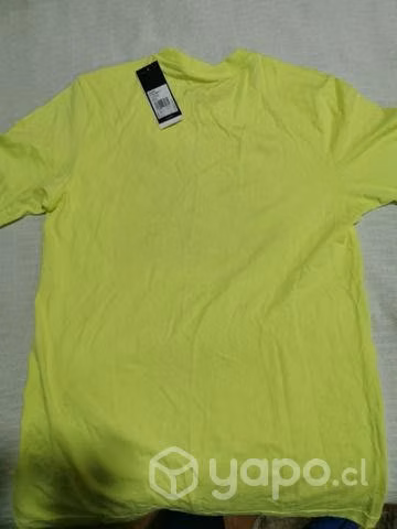 Polera Adidas original, talla S (da para M) - Imagen 3