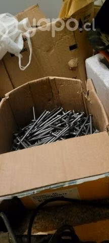 Clavos de 5 pulgadas son 7 kilos