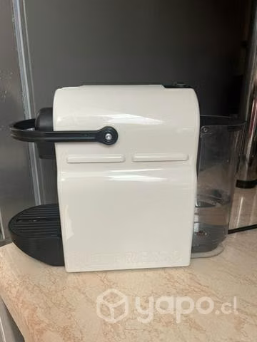 Máquina café Nespresso