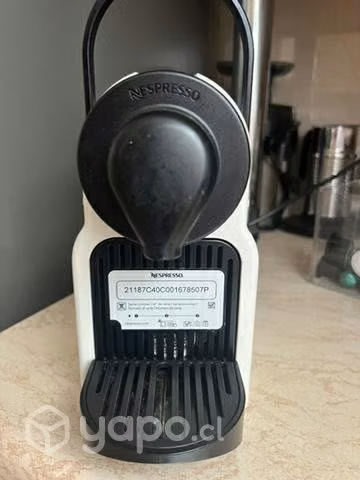 Máquina café Nespresso