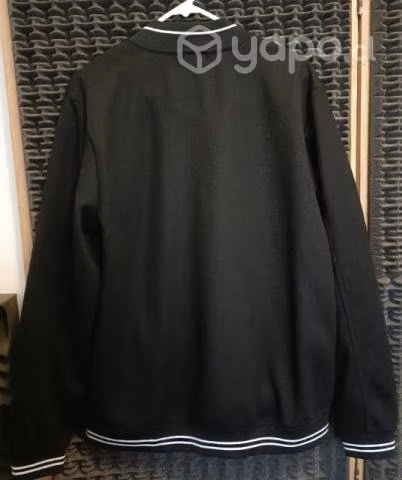 Chaqueta negro con líneas blancas - Imagen 2