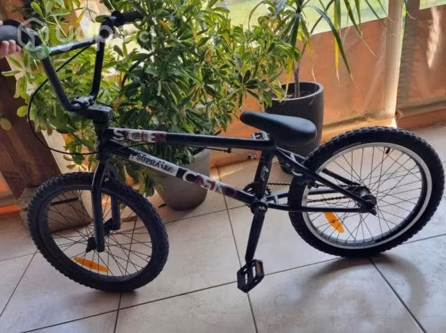 Bicicleta BMX Stolen Casino Aro 20
