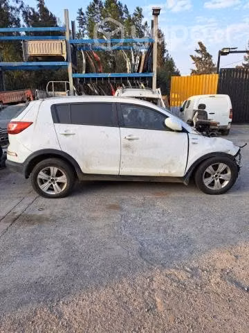 Muñon derecho Kia sportage 2012 Diesel usado