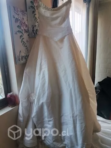 Hermoso vestido de novia