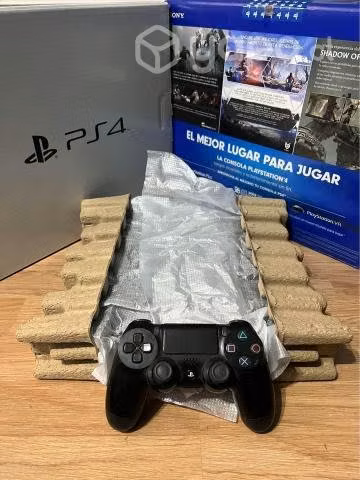 Ps4 Slim 3 juegos a eleccion. mas joystick origina