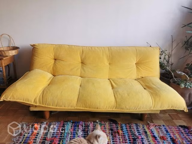 Futon Amarillo en muy buen estado