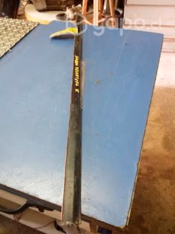 Moldura lame vidrio pta del der Nissan navara