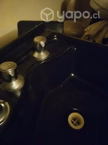 Lavapelo negro con todas ,sus griferias