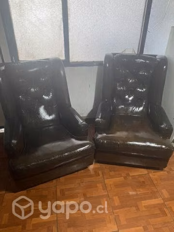 Sillones antiguos de cuero