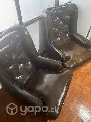 Sillones antiguos de cuero
