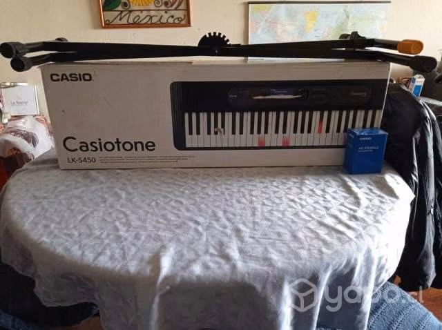 Teclado Casio LK-S450 + Accesorios - Imagen 3