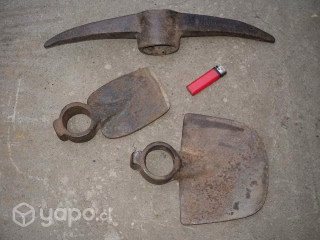 3 Antiguas Herramientas De Campo