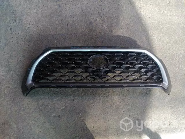 Mascara toyota corolla cross 2022 original