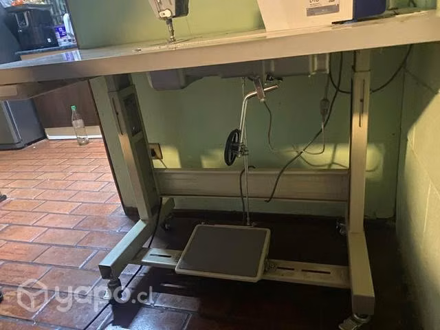 Máquina de Coser Recta JIN