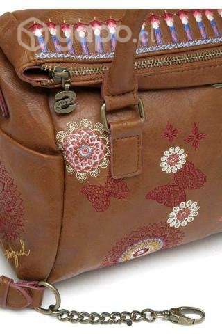 Cartera Desigual. Un uso - Imagen 3