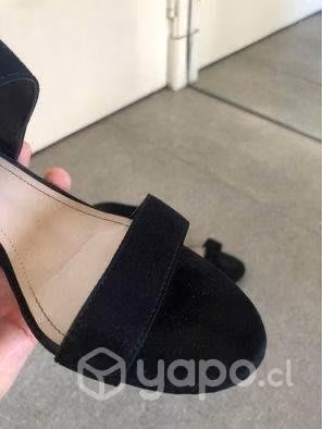 Hermosas sandalias negras HM 38 como nuevas - Imagen 5