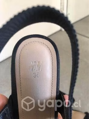 Hermosas sandalias negras HM 38 como nuevas - Imagen 3