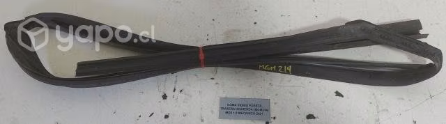 Goma Vidrio Puerta Trasera Izquierda (MGM214)