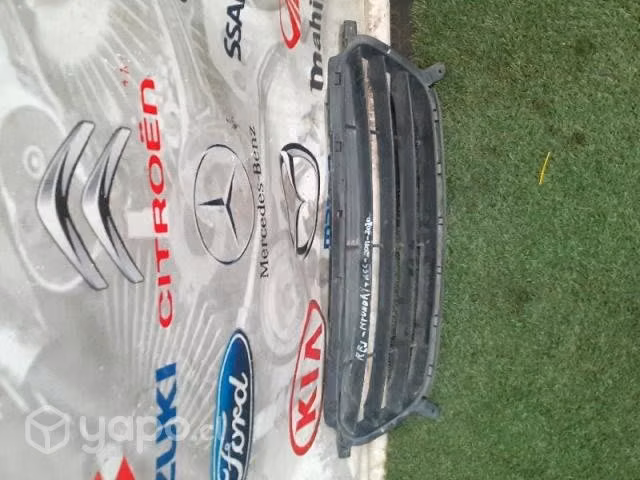 Rejilla hyundai accent 2011 2020