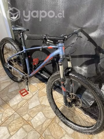 Bicicleta Specialized Fuse