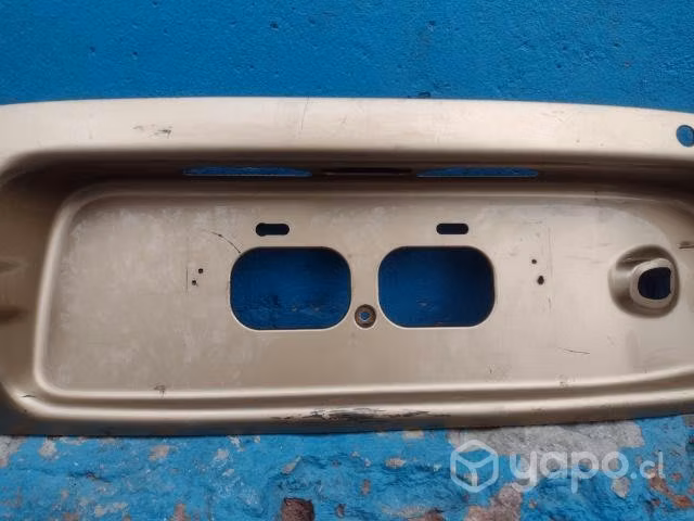 Moldura de portalón Hyundai santa fe 2001-2004