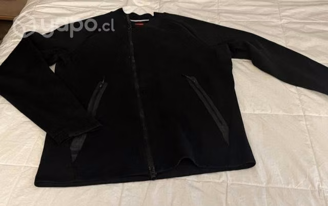 Chaqueta Nike M y otras - Imagen 3