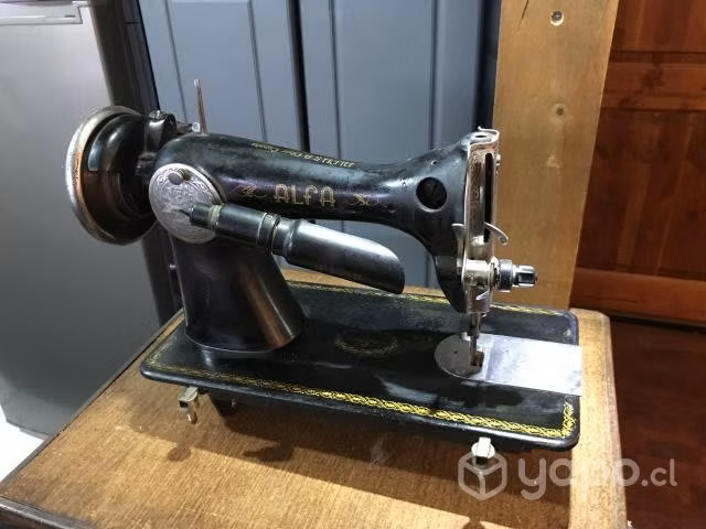 Máquina de coser Antigua