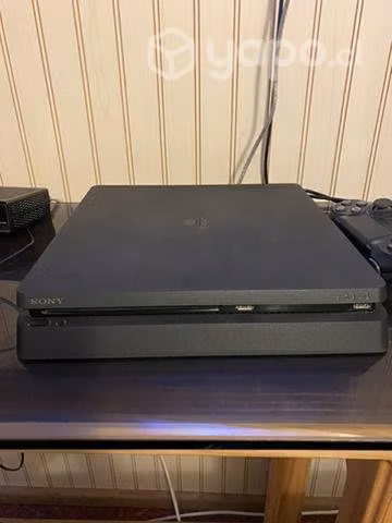 Play Station 4