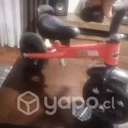 Triciclo y bicicleta para niño