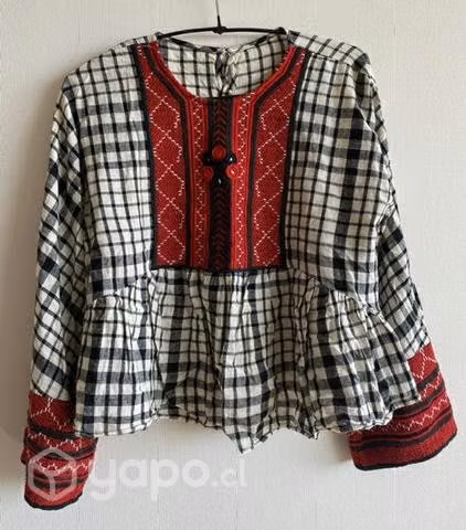 Poleras y camisas
