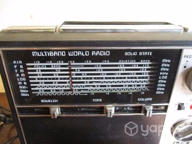 Antigua Radio Zamir Japon Multibanda Unica F.M