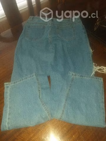 Ropa en buen estado