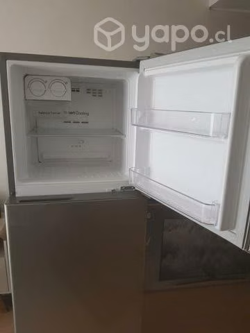 Refrigerador Daewo RGE 2700