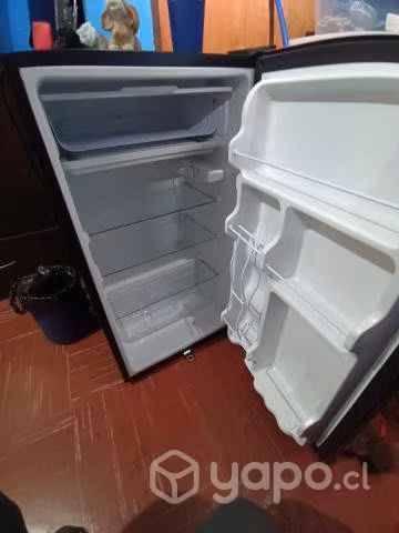 Frigobar midea