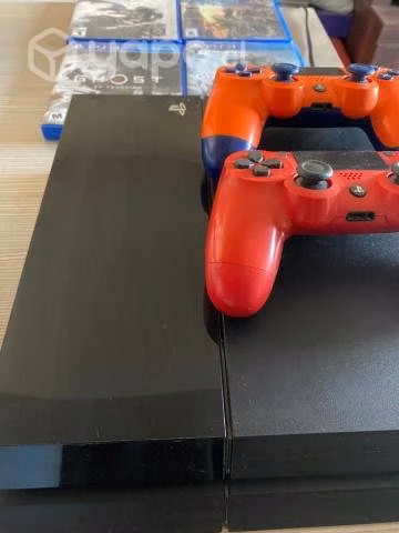 PlayStation Fat, 2TB, 2 Controles, 4 juegos