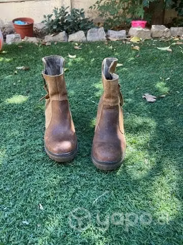 Botines Cat talla 37