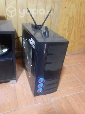 Computador CPU armado 16 GB RAM 4 GB Video