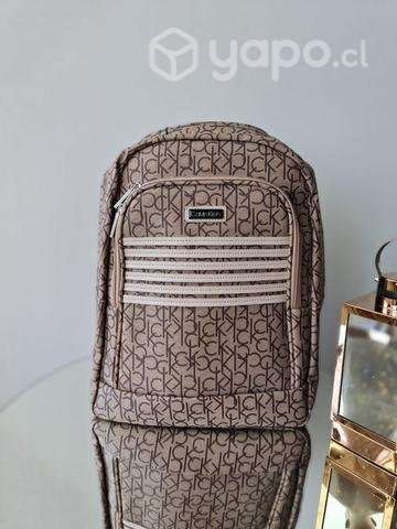 Mochila CK. Ideal para notebook - Imagen 4