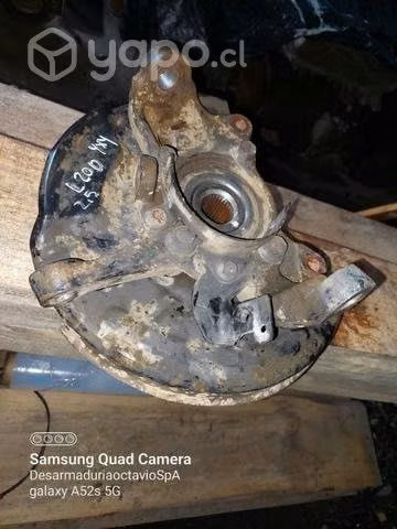 Muñones mitsubishi l200 2.5 4x4