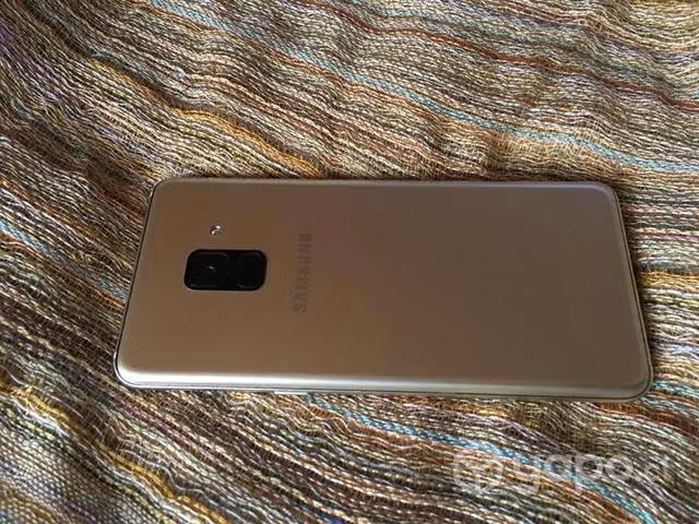 Samsung A8 Dual sim impecable - Imagen 5