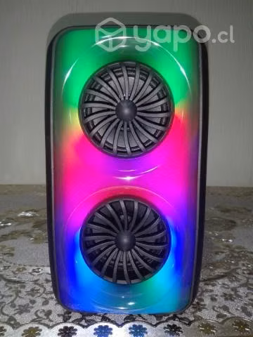 Parlante con luces recargable bluetooth, despacho