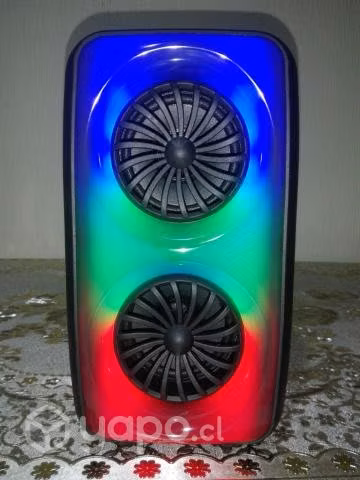 Parlante con luces recargable bluetooth, despacho