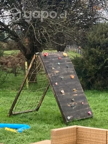 Muro de escalada para niños