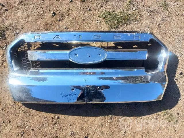 Mascara ford ranger del 17 al 19