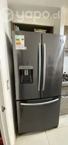 Excelente refrigerador 2 años de uso