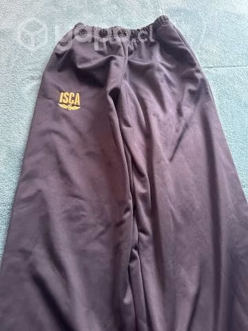Ropa escolar isca - Imagen 4