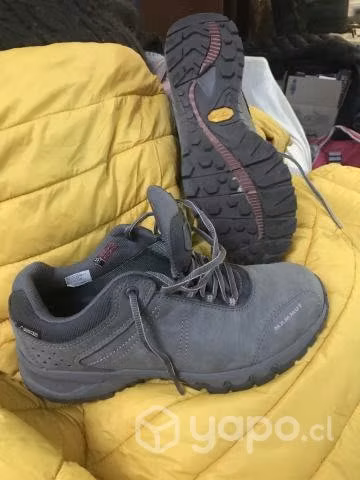 Bototos Mamut originales semi nuevos mujer