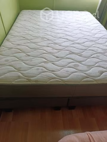 cama en buen estado