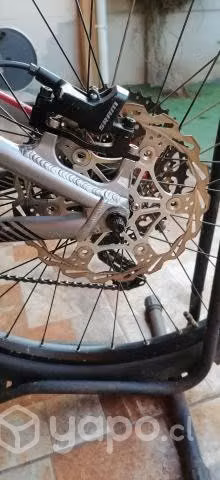 Giant trance 3