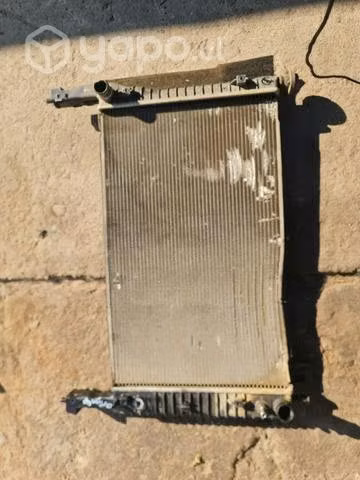 Radiador de agua Chevrolet Captiva 2008